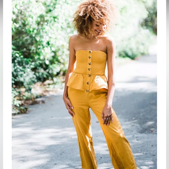 Urban Outfitters Strapless Jumpsuit. Size S/P - Picture 2 of 15